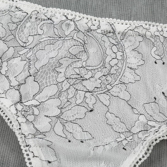 White Lace Floral Embroidered Lingerie Bra Set - Picture 14 of 16